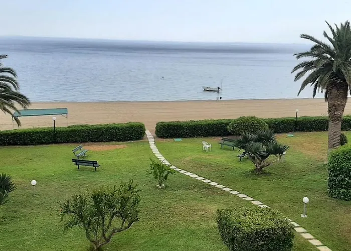 Sea Front Halkidiki -ideal For Family